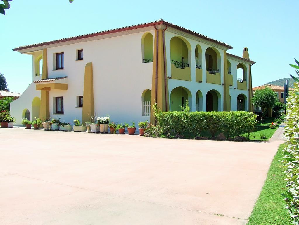 Case Vacanze San Silvestro Budoni Exterior foto